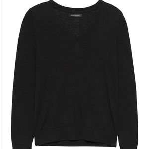 Banana Republic black crew neck